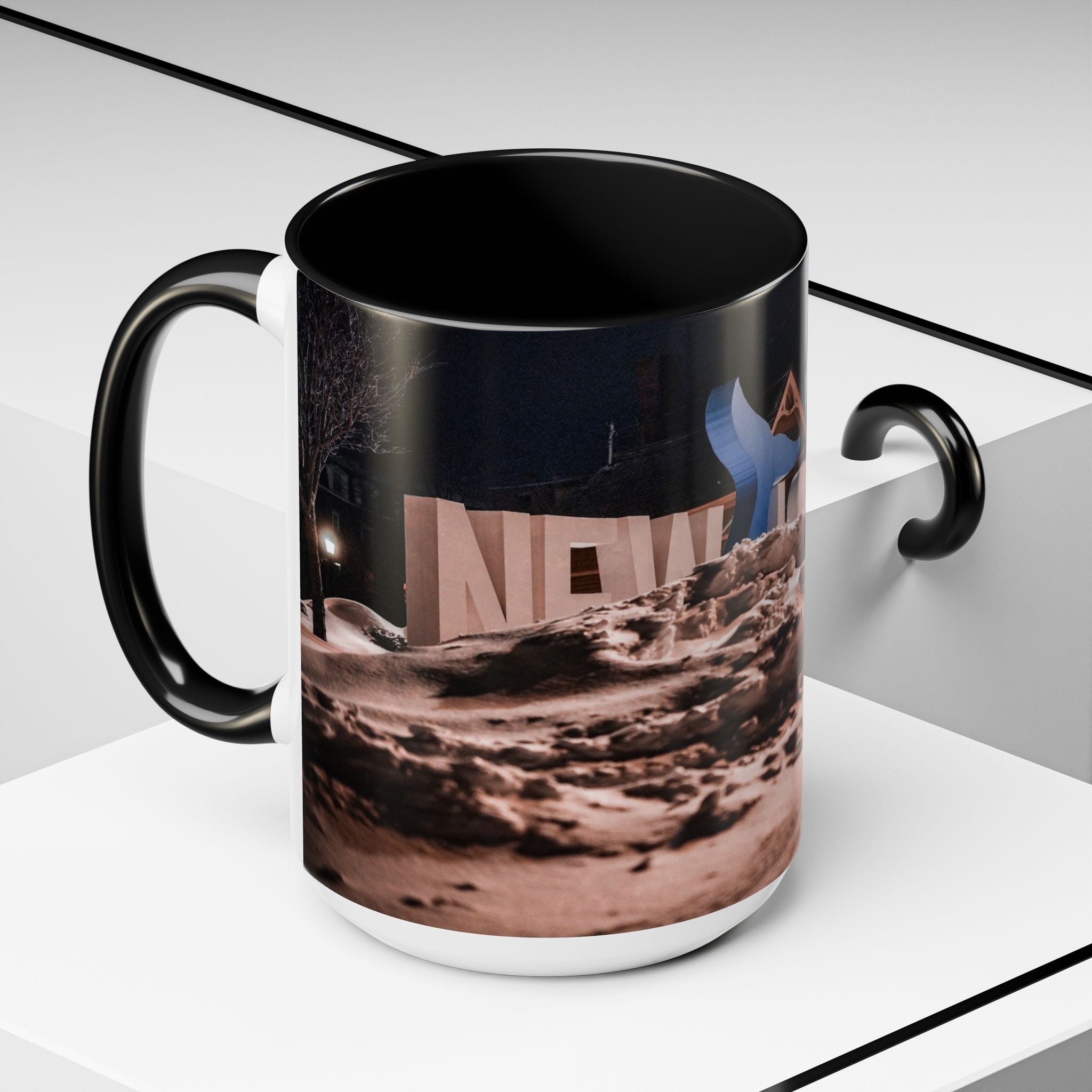 New London Whale Sign Accent Coffee Mug (11, 15oz)