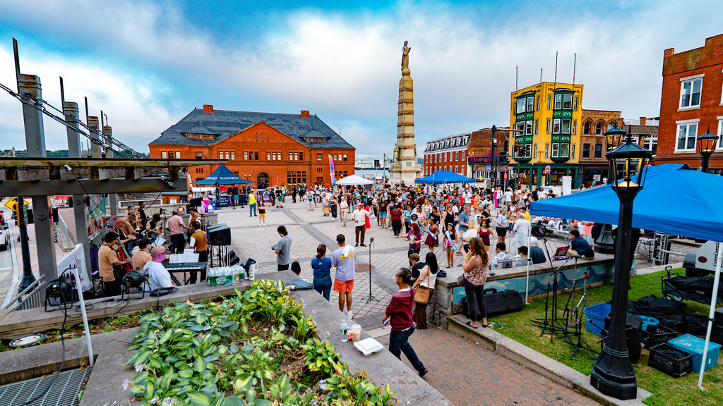 Parade Plaza New London, Connecticut Photo Mug